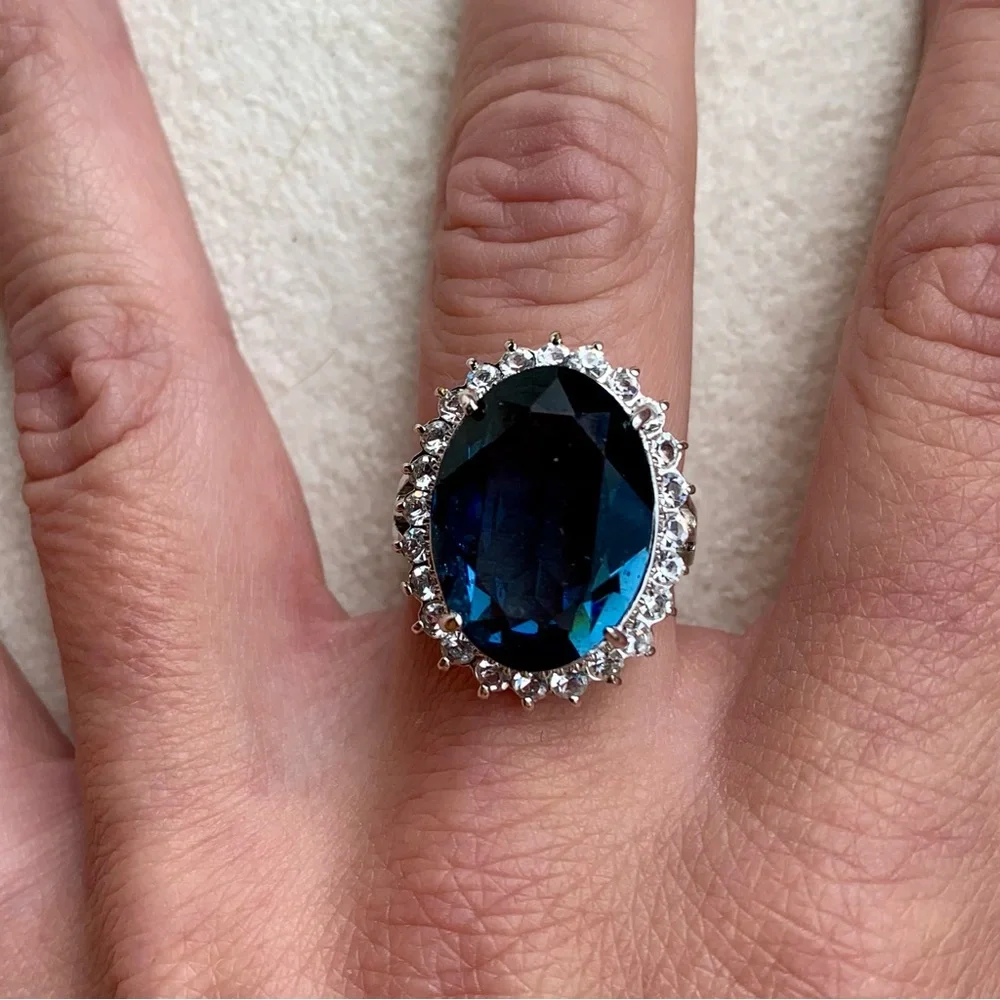 4.00 CT Genuine Sapphire Diamond Halo Crown Ring - Picture 14 of 14